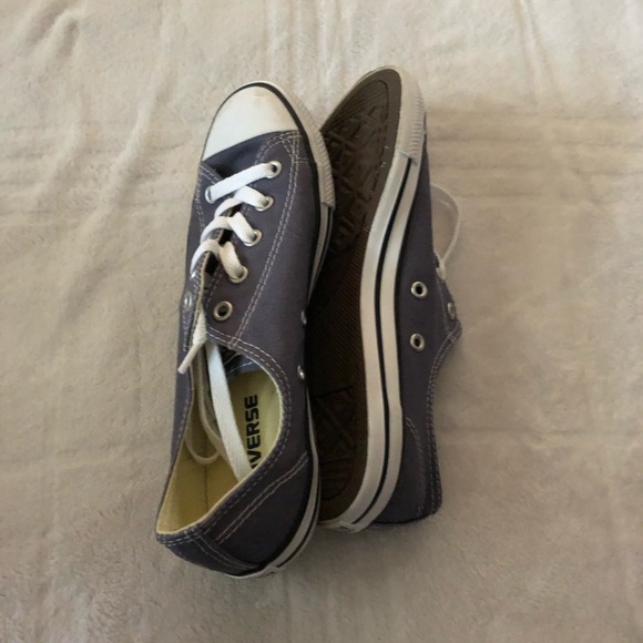 Blue and white Converses - Picture 2 of 3
